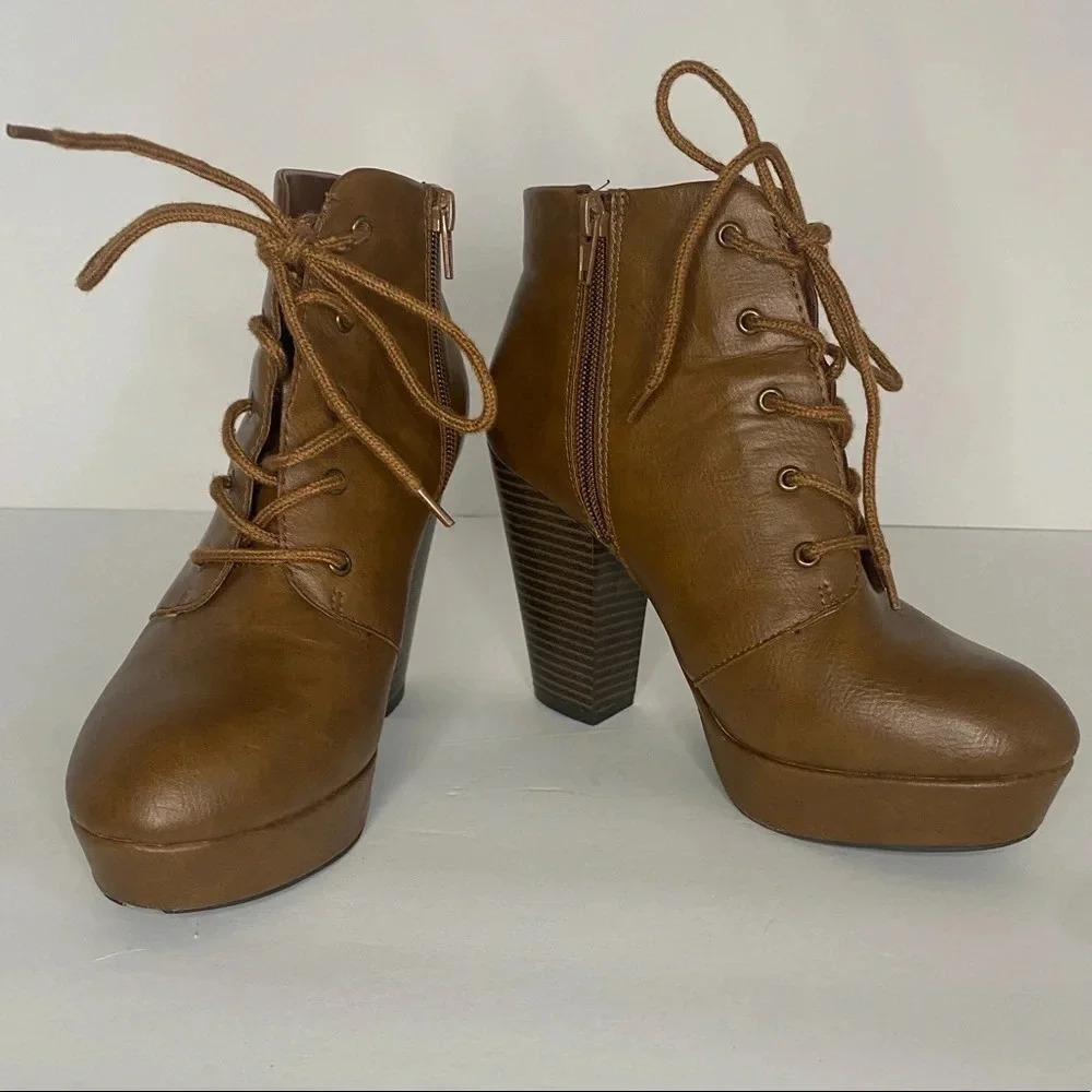 ❤️ Women's booties Brash ankle boots size 6